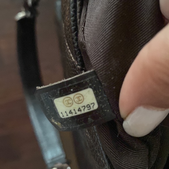 Pristine condition Chanel Petite Caviar tote PRICE FIRM - Picture 5 of 7